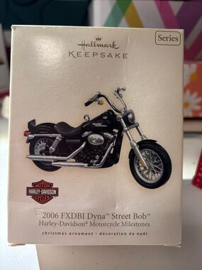 Hallmark Keepsake Harley-Davidson ornament- 2006 Dyna Street Bob